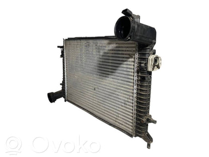 Starpdzesētāja radiators