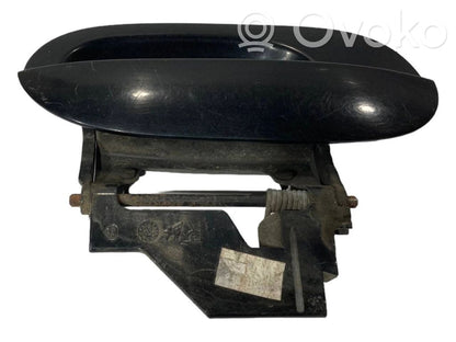 External opening handle