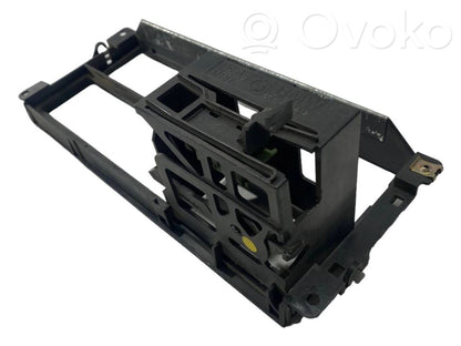 Radiouztvērēja / navigācija dekoratīvā apdare