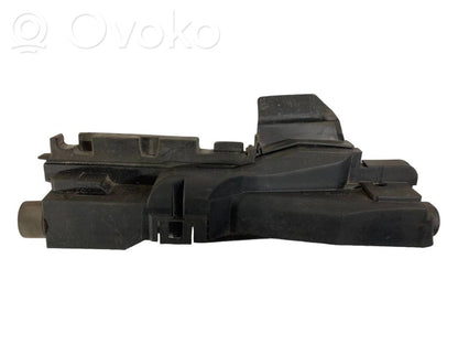 Radiatora (-u) turētājs / kronšteins