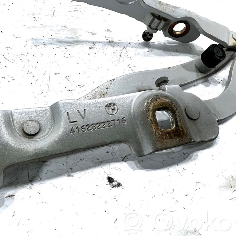 Aizmugurējā pārsega eņģe (-ess)