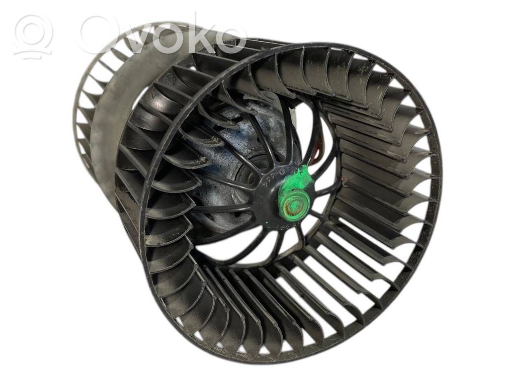 Small radiator fan