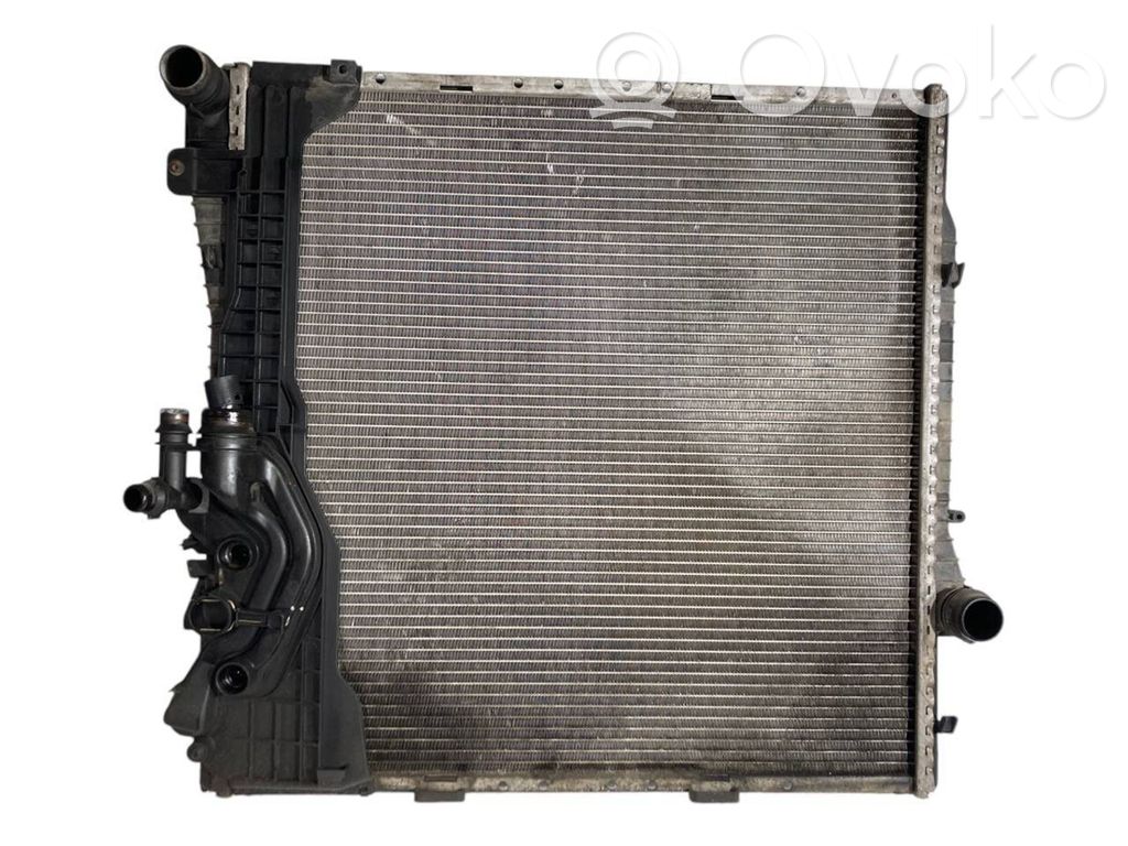 Dzesēšanas šķidruma radiators