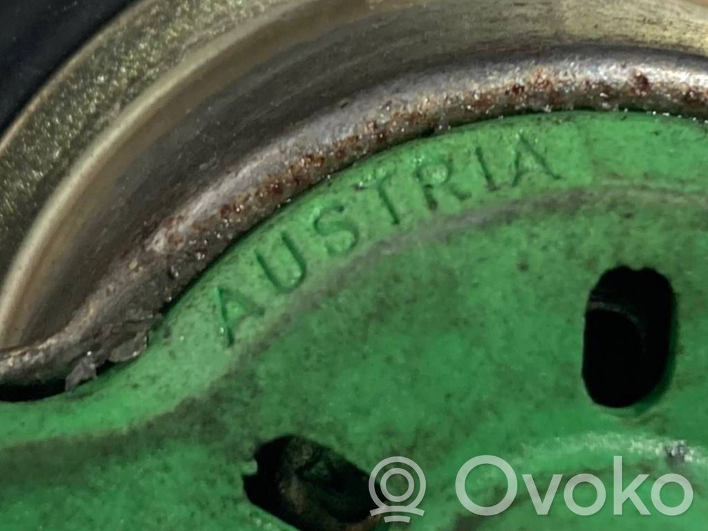 Aizskrūvējams degvielas tvertnes vāciņš