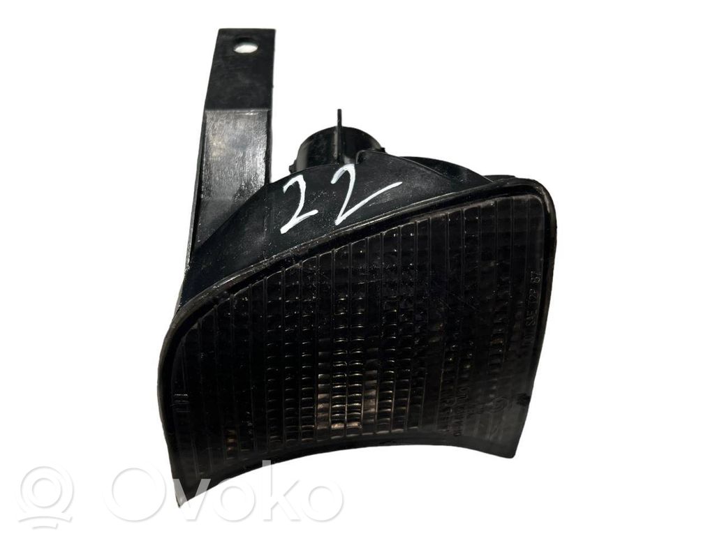 Передний поворотный свет