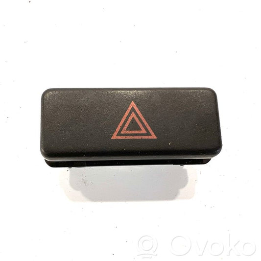 Avārijas lukturu slēdzis