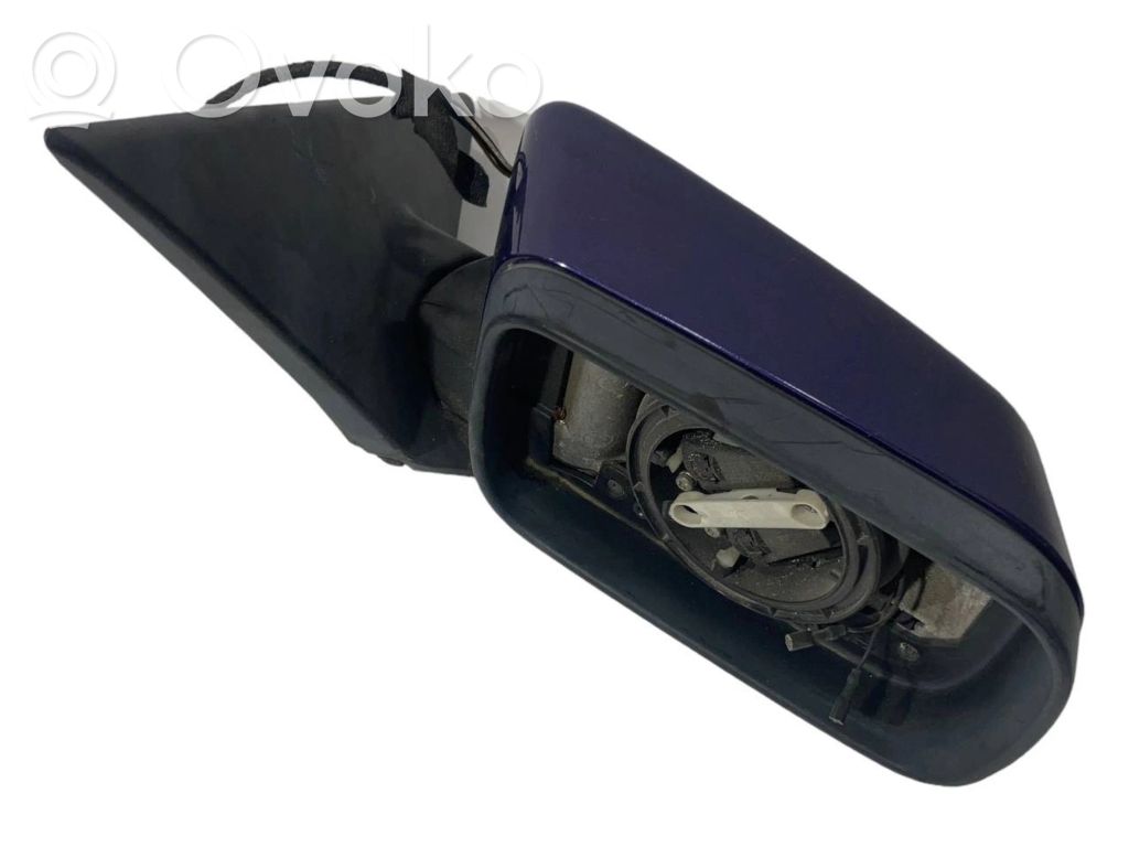 Mirror (electrically controlled)