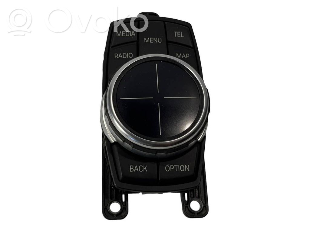 Multimediju kontrolieris