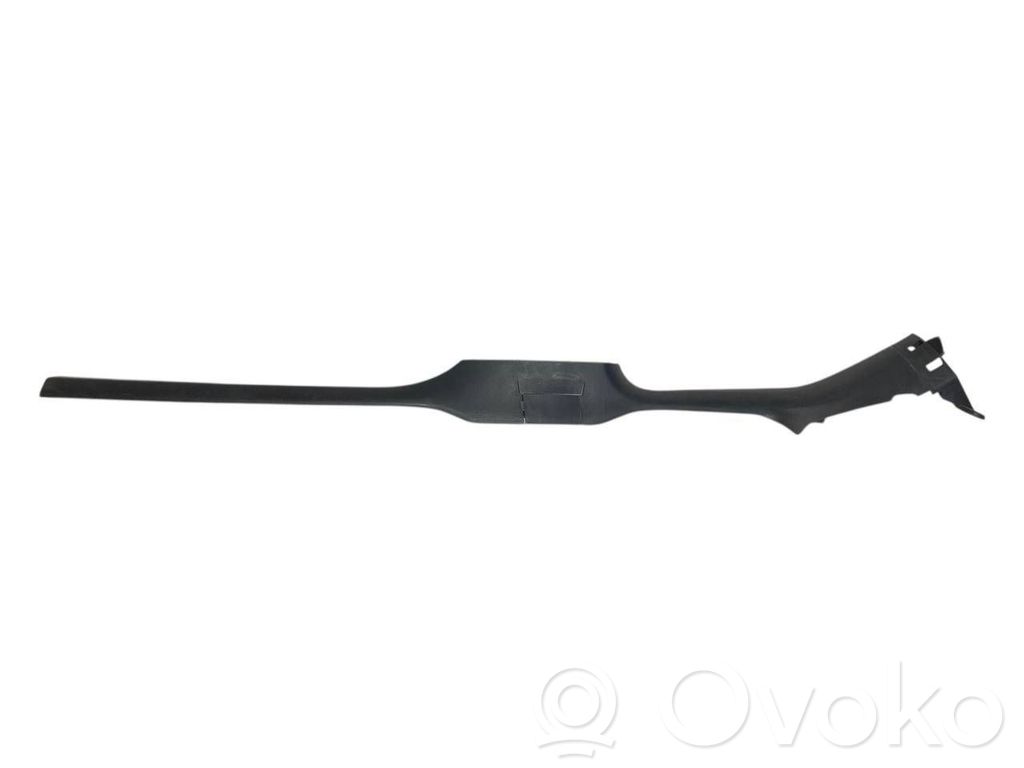 Priekšējā sliekšņa dekoratīvā apdare (iekšējā)