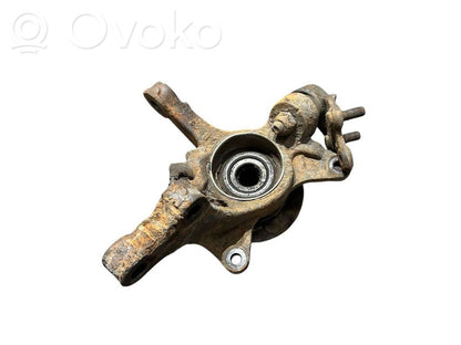 Priekšējā riteņa rumbas vārpstas šarnīrs (stupica, capfa)