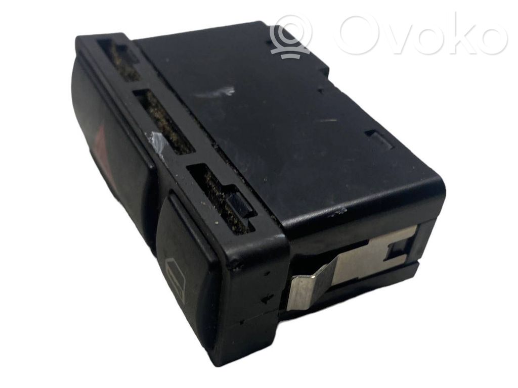 Avārijas lukturu slēdzis