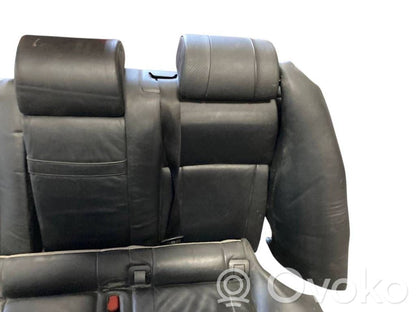 Aizmugurējais sēdeklis