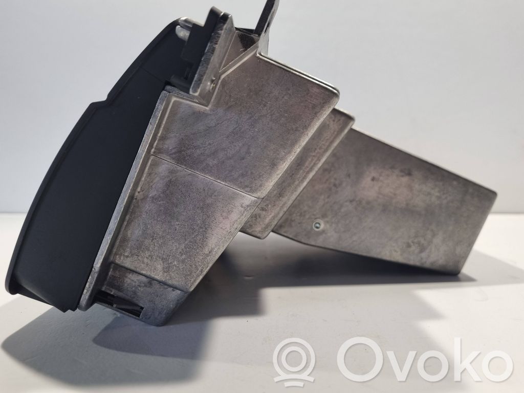 Радио / CD/DVD-плеер / навигация