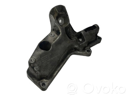 Dzinēja nostiprināšanas stiprinājums-kronšteins