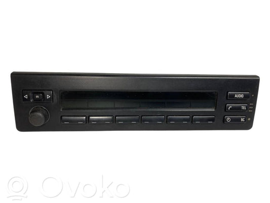 Radio / CD/DVD atskaņotājs / navigācija