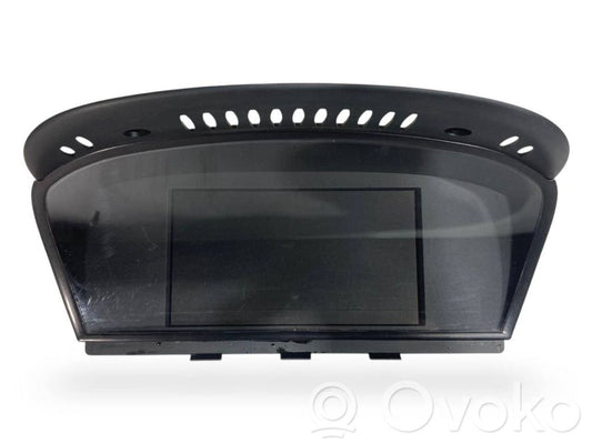 Ekrāns / displejs / mazais ekrāns