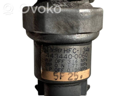 Gaisa kondicioniera caurulīte (-es) / šļūtene (-es)