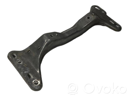 Кронштейн крепления трансмиссии