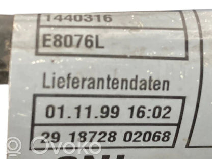 Pārnesumkārbas vadu instalācija