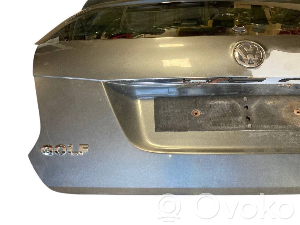 Aizmugurējais pārsegs (bagāžnieks)