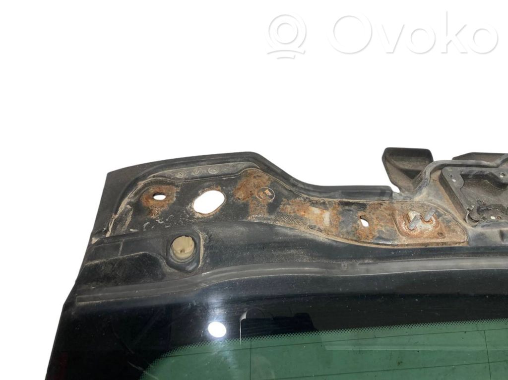 Aizmugurējais stikls