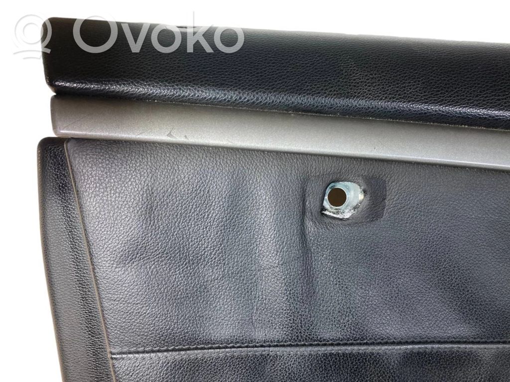 Отделка передней двери