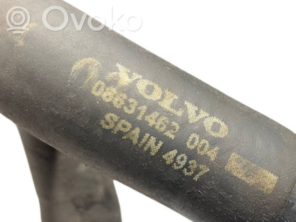 Caurulīte (-es) / šļūtene (-es)