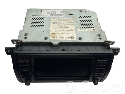 Radio / CD/DVD atskaņotājs / navigācija