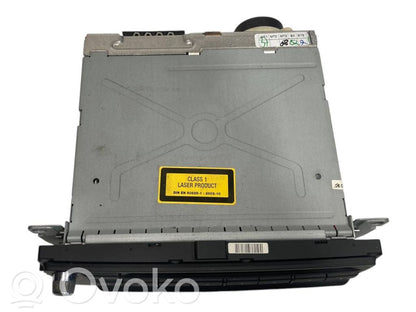 Radio / CD/DVD player / navigation