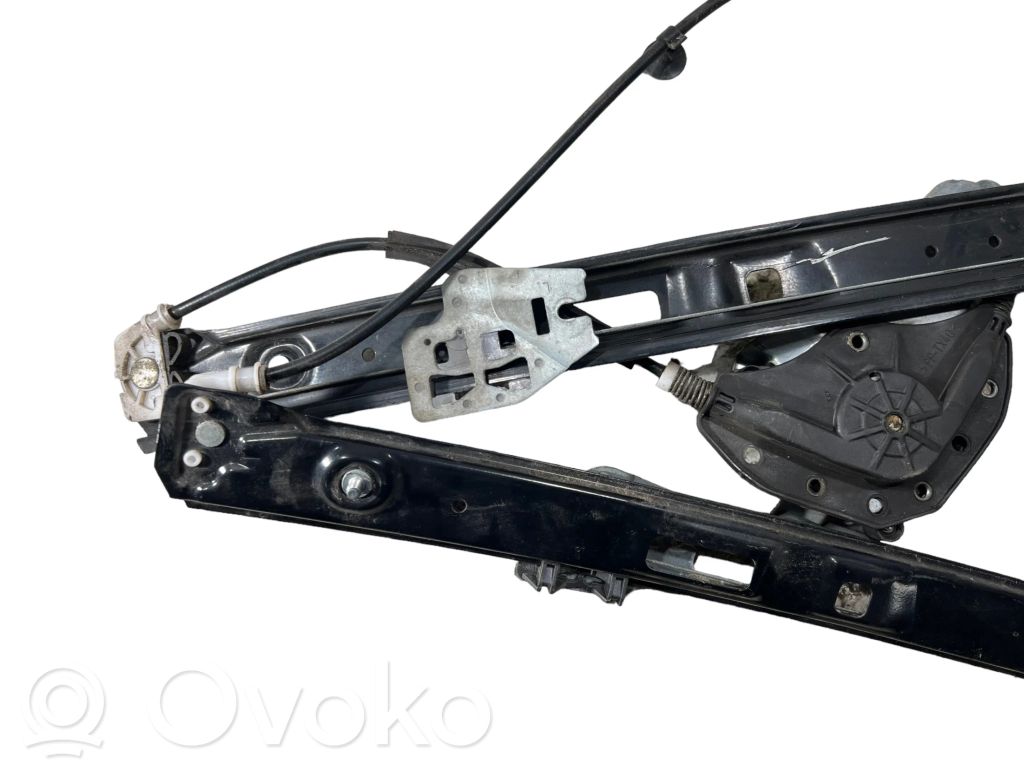 Priekšpusē elektriskā loga pacelšanas mehānisma komplekts