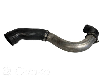 Шланг(и)/труба(ы) интеркулера