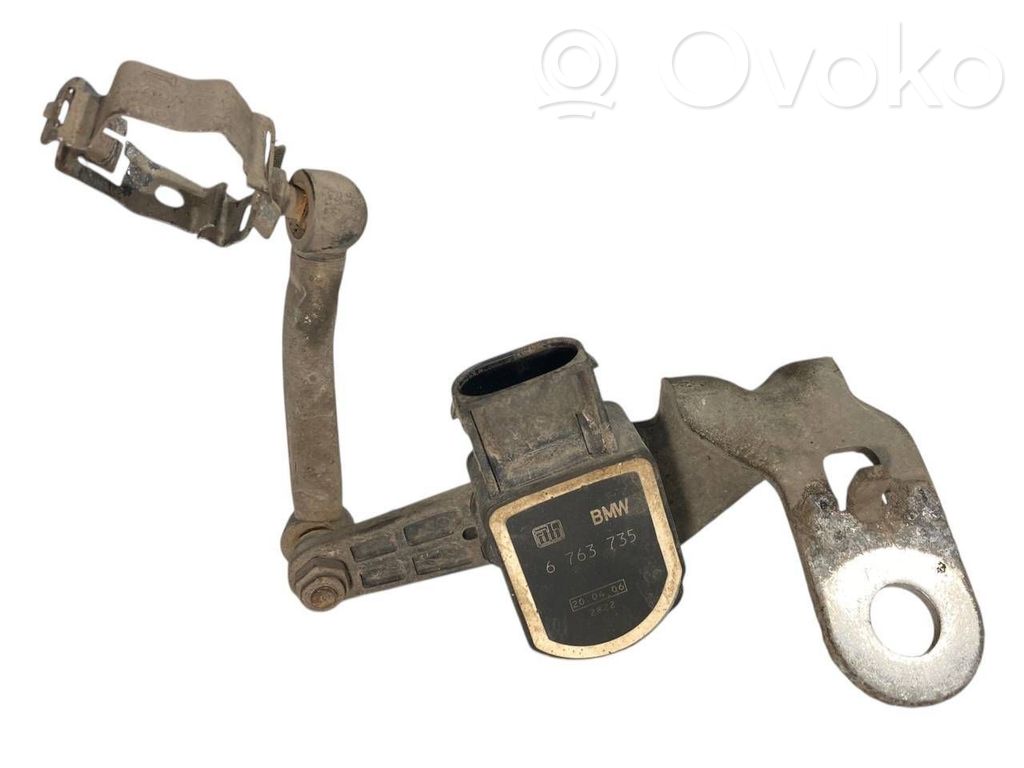 Augstuma sensors (priekšējo lukturu)