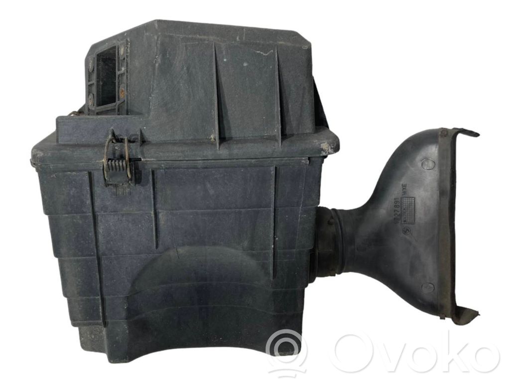 Air filter box