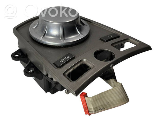 Multimedia controller