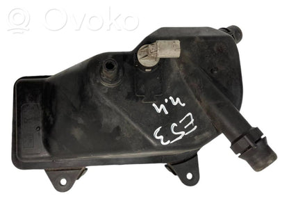 Dzesēšanas šķidruma izplešanās tvertne