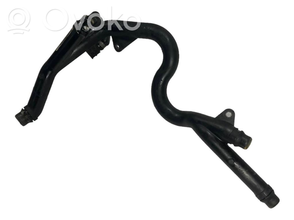 Caurulīte (-es) / šļūtene (-es)