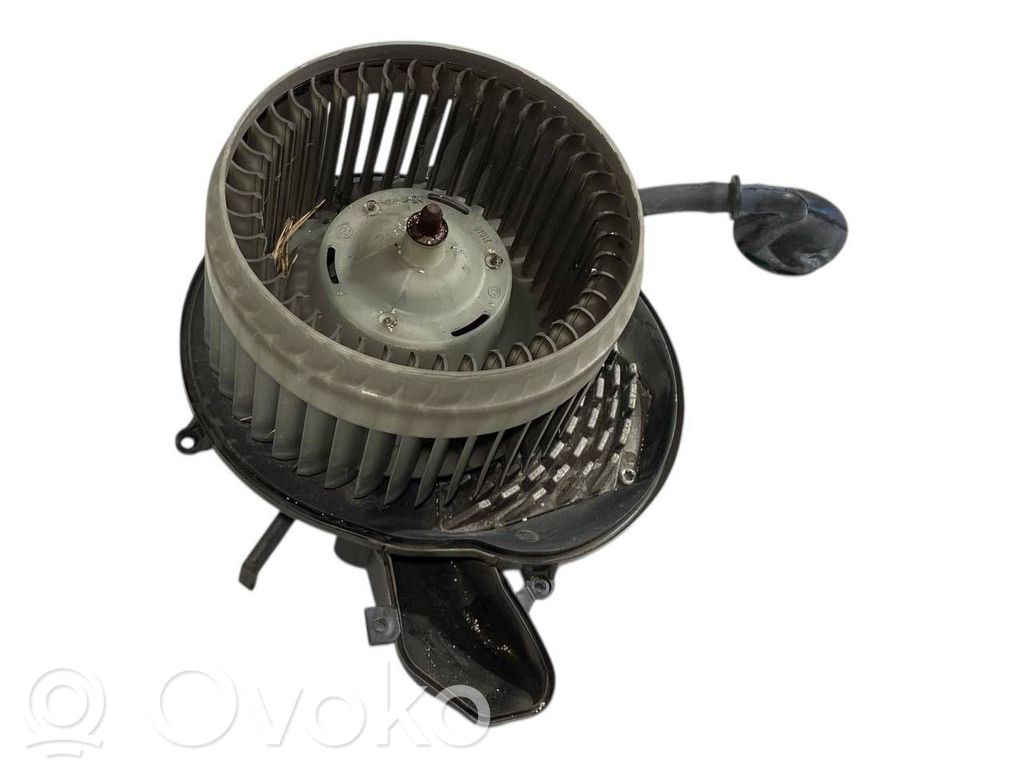 Mazā radiatora ventilators