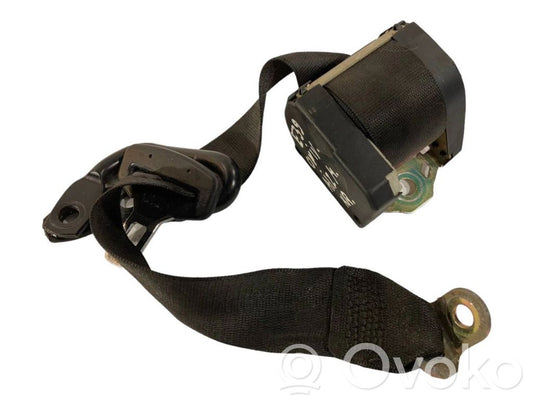 Задний ремень безопасности