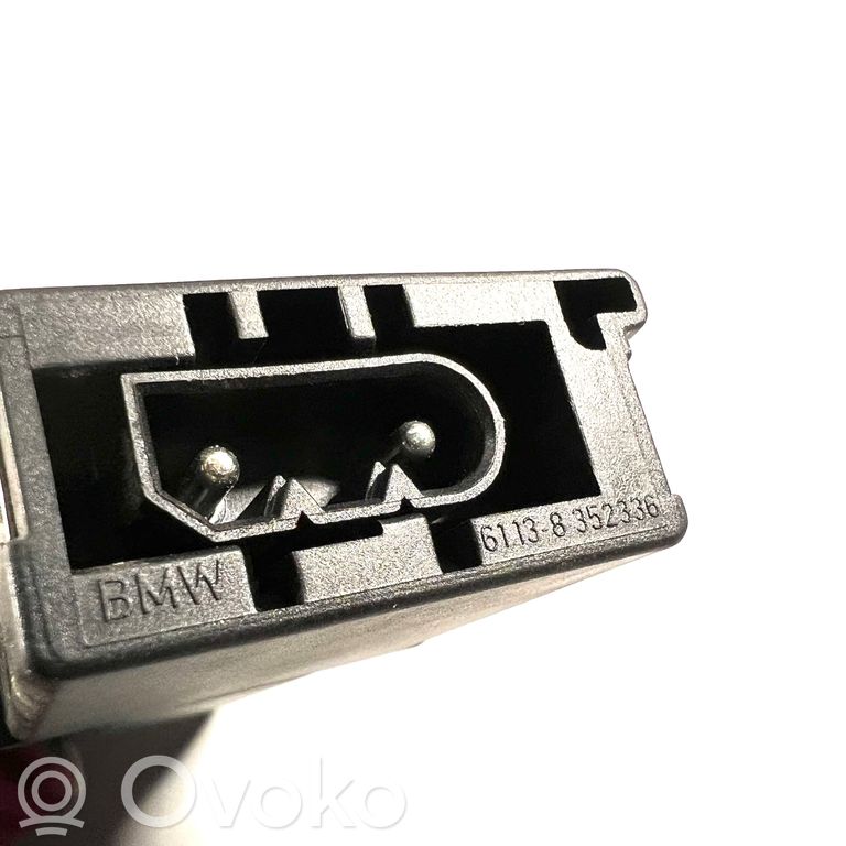 Портативный фонарик в бардачке