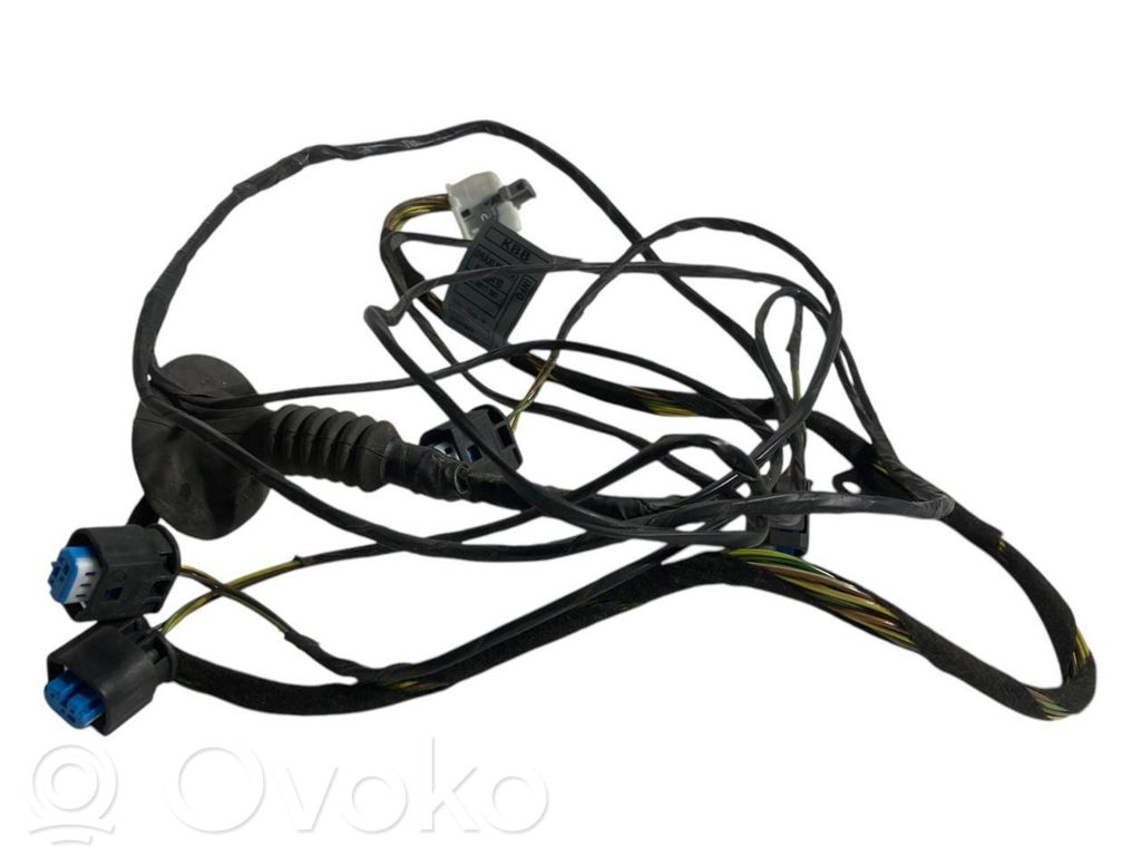 Parkošanas (PDC) sensoru vadu instalācija