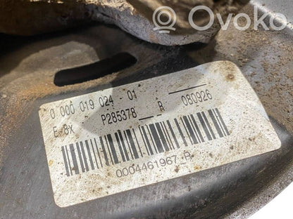 Aizmugurē riteņa rumbas vārpstas šarnīrs (stupica, capfa)