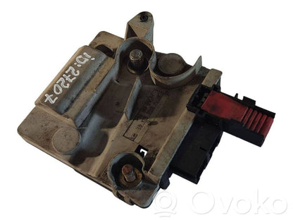 Plusa vadu savienošanas mezgls