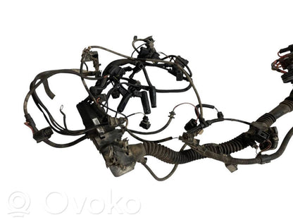 Dzinēja vadu instalācija