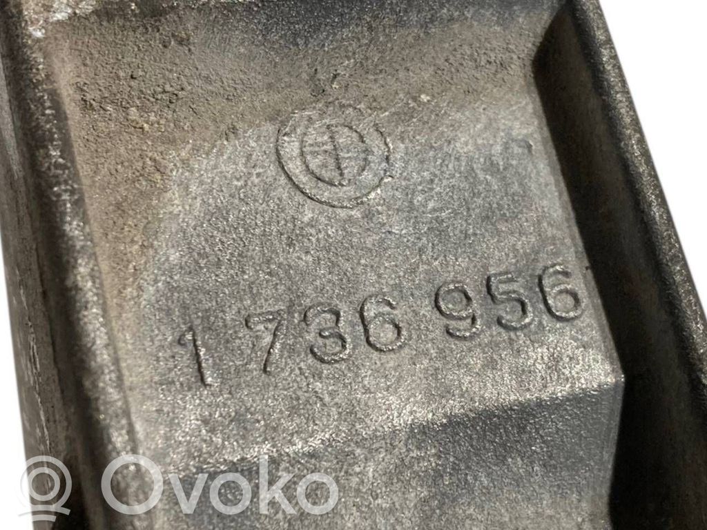 Dzinēja nostiprināšanas stiprinājums-kronšteins