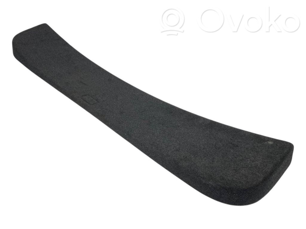 Bagāžnieka dekoratīvā apdare