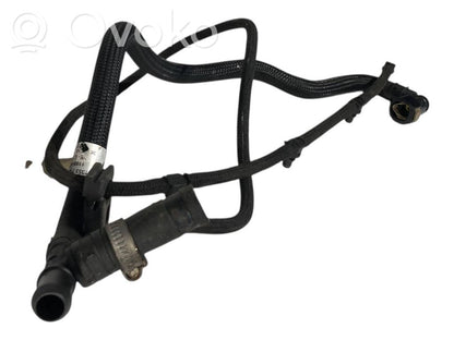 Degvielas caurulīte (-es)