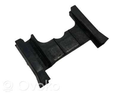 Aizmugurējā bufera montāžas kronšteins