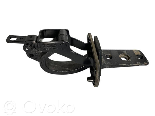 Aizmugurējā pārsega eņģe (-ess)