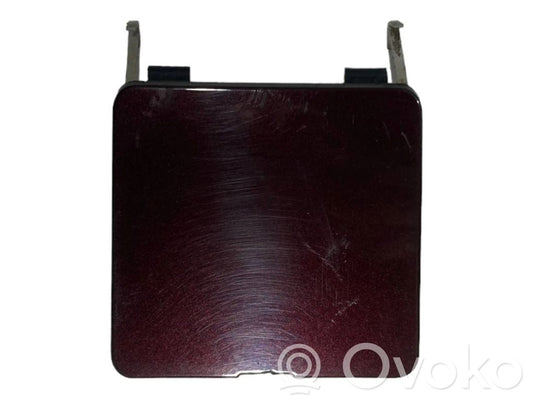 Aizmugurē bampera stūra daļa