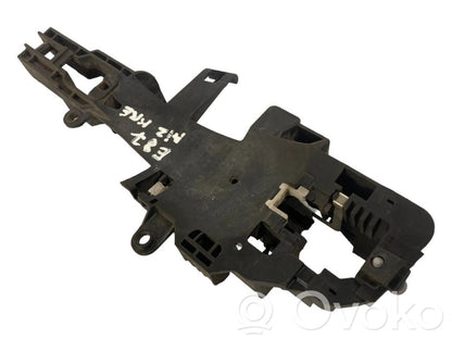 Aizmugurē turētājs / kronšteins ārējam atvēršanas rokturim